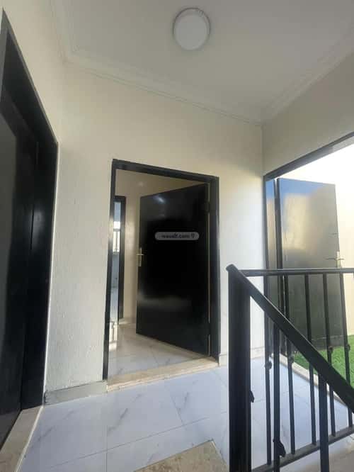 شقة 295 متر مربع ب 3 غرف العزيزية، جنوب الرياض، الرياض