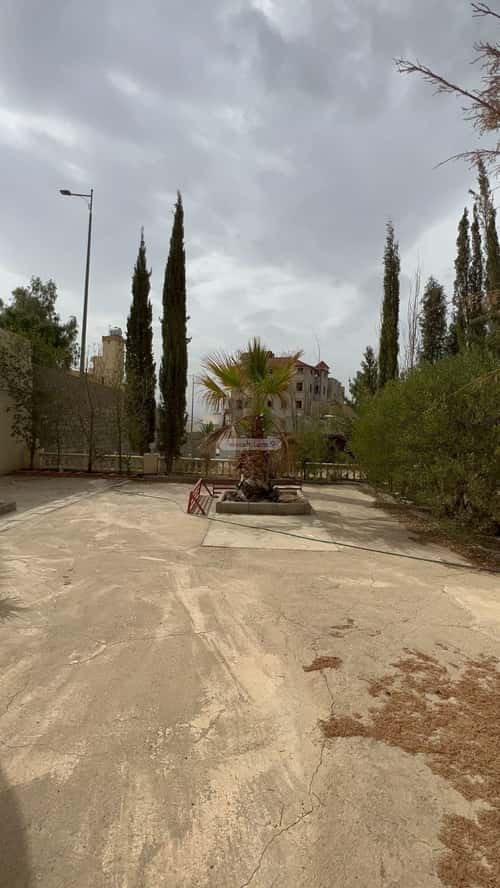 Rest House 1345 SQM Facing North West on 14m Width Street Al-Yaqout, Abha