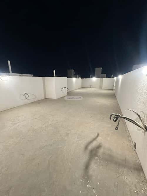 شقة 221 متر مربع ب 4 غرف اليرموك، خميس مشيط