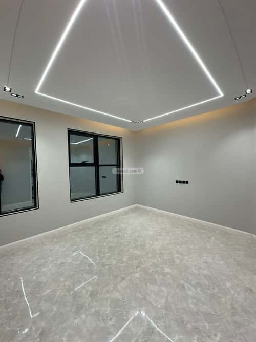 شقة 221 متر مربع ب 4 غرف اليرموك، خميس مشيط