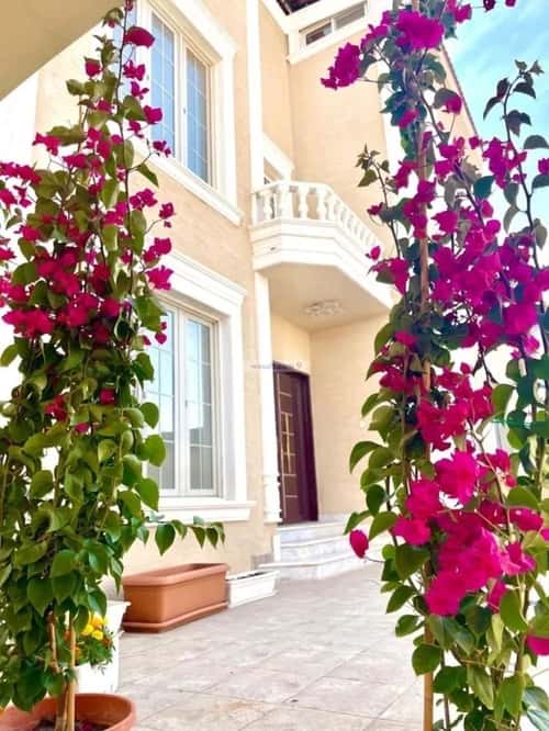 فيلا 500 متر مربع شمالية على شارع 15م الملك فيصل، شرق الرياض، الرياض