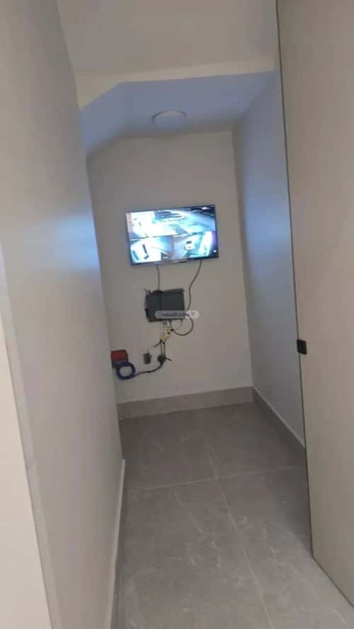 Villa 262 SQM Facing South on 15m Width Street Al-Yarmuk, East Riyadh, Riyadh