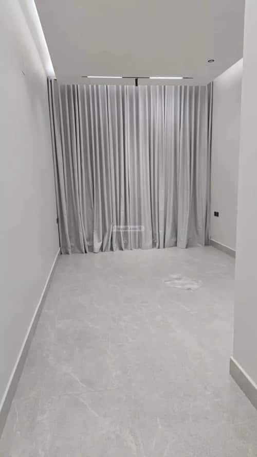 Villa 262 SQM Facing South on 15m Width Street Al-Yarmuk, East Riyadh, Riyadh