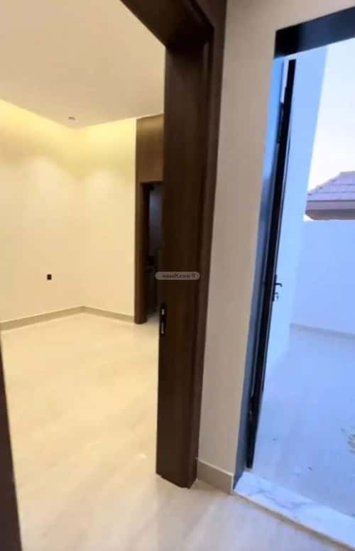 فيلا 191 متر مربع شمالية على شارع 15م بدر، جنوب الرياض، الرياض