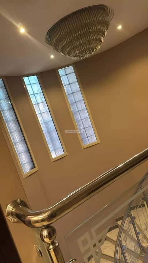 فيلا 250 متر مربع جنوبية على شارع 15م الرمال، شرق الرياض، الرياض