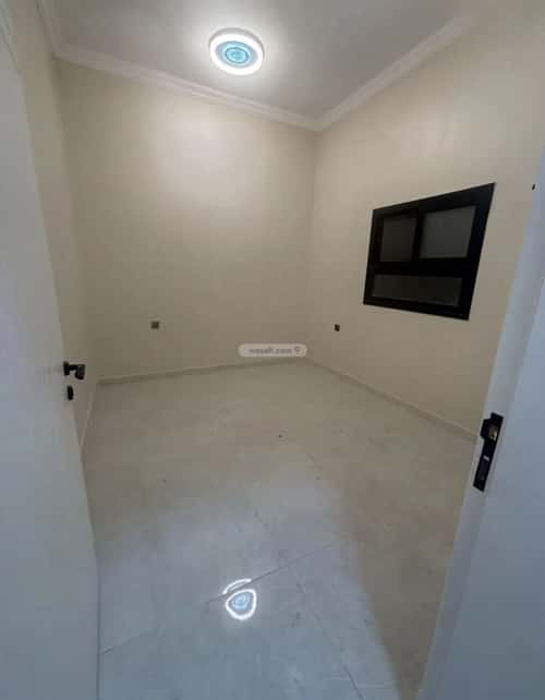 شقة 144 متر مربع ب 5 غرف مدينة العمال، الخبر