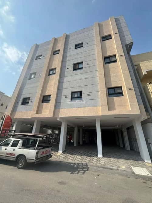 شقة 144 متر مربع ب 5 غرف مدينة العمال، الخبر