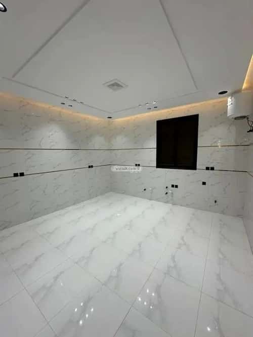 شقة 221 متر مربع ب 4 غرف اليرموك، خميس مشيط