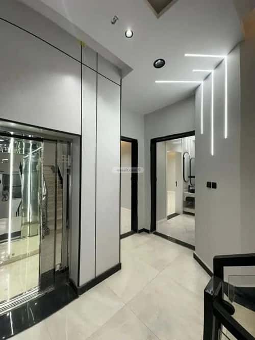 Apartment 221 SQM with 4 Bedrooms Al-Yarmouk, Khamis Mushait