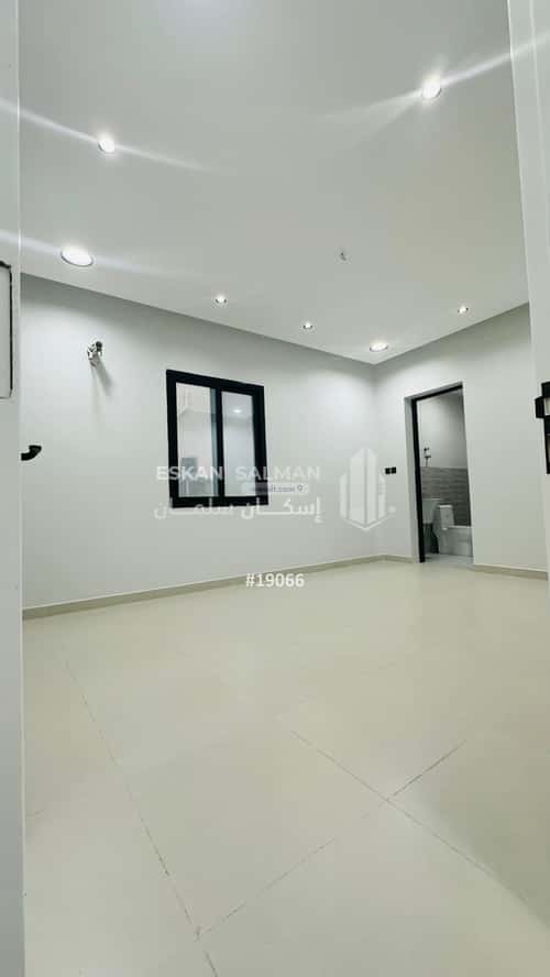 فيلا 331 متر مربع شرقية على شارع 15م طيبة، الدمام