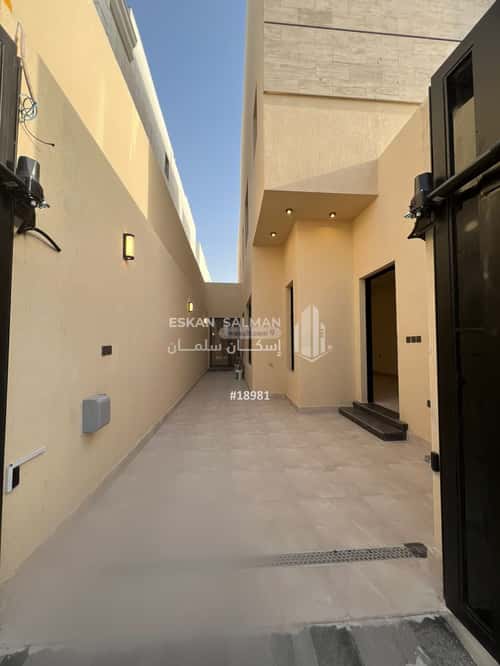 6 bedroom apartment in Al Nahda
