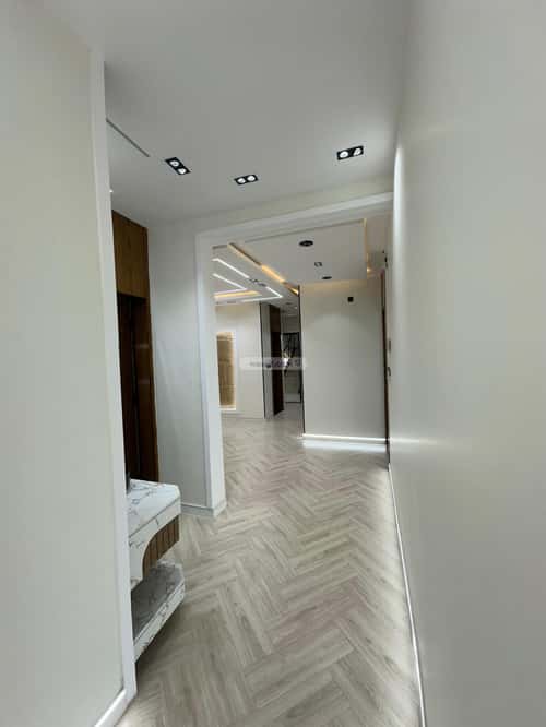 Apartment with 6 Bedrooms Al-Raqi, Khamis Mushait