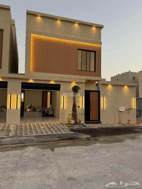 فيلا 250 متر مربع شمالية على شارع 18م ضاحية الملك فهد، الدمام