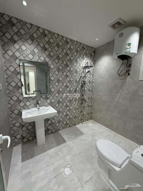 Villa 250 SQM Facing East on 18m Width Street King Fahad Dist, Aldammam