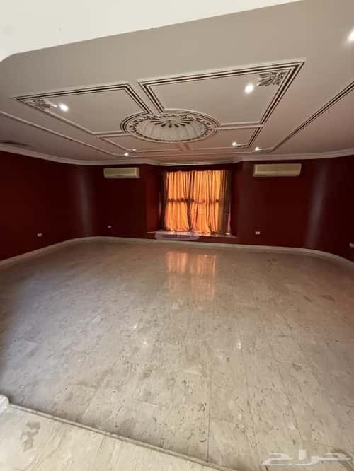 فيلا 962 متر مربع جنوبية شرقية على شارع 15م الواحة، الدمام