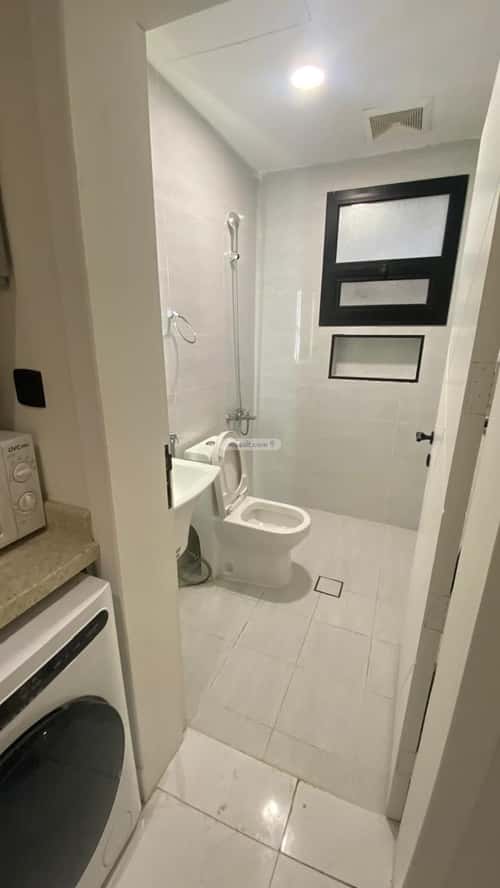 شقة بغرفة الحمراء، الخبر