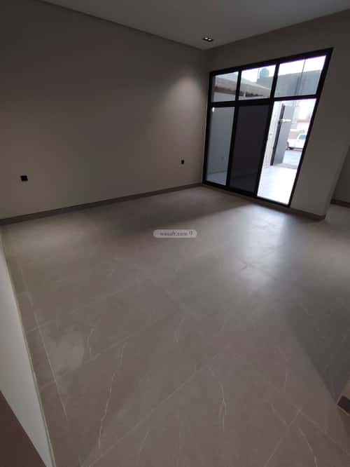 3 bedroom floor in Ishbiliyah