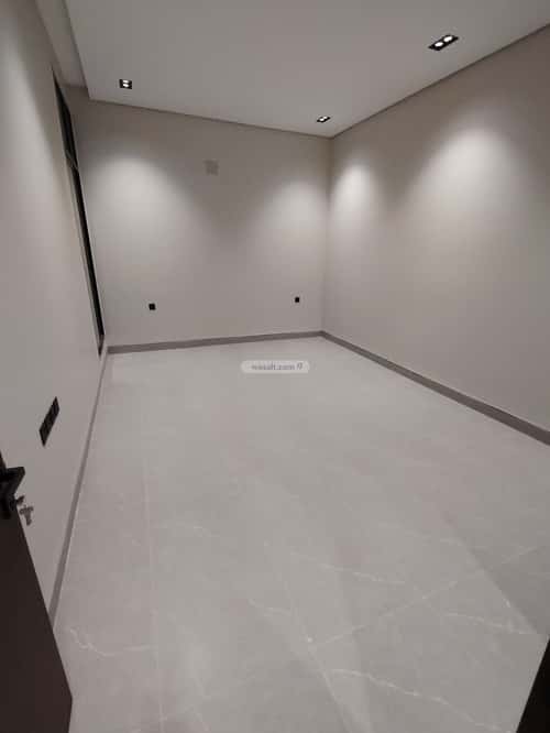 Floor 214 SQM with 3 Bedrooms Ishbiliyah, East Riyadh, Riyadh