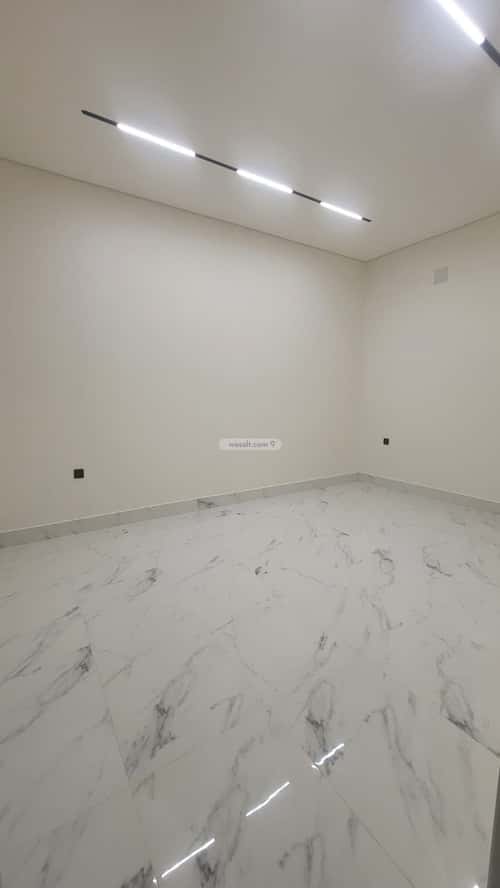 Floor 237 SQM with 5 Bedrooms Al Bayan, East Riyadh, Riyadh