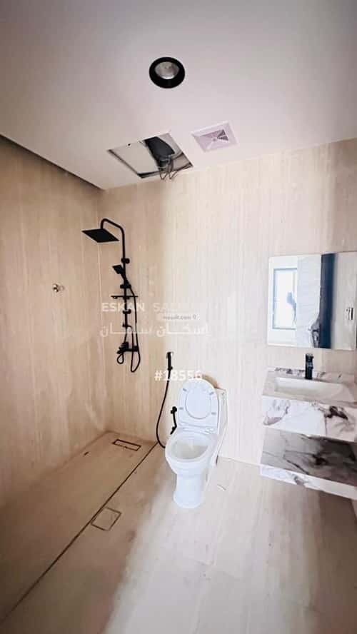 Apartment 181 SQM with 5 Bedrooms Al Aziziyah - Al Jubail, Jubail