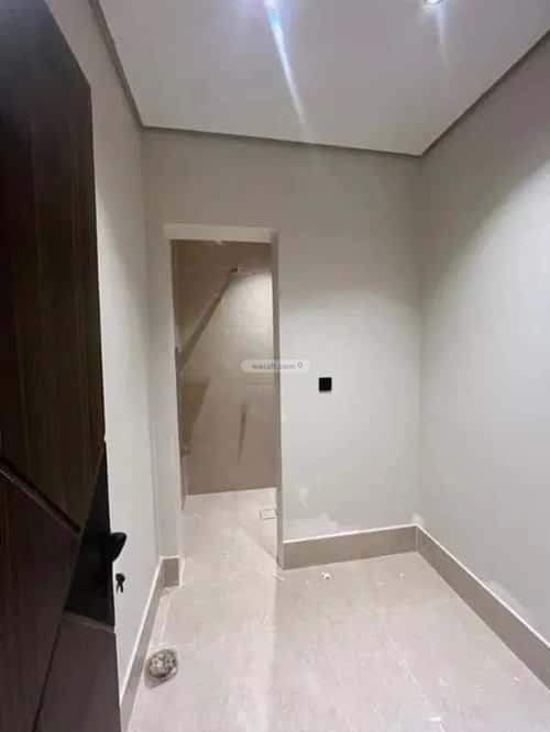 شقة 5 غرف في الحمراء