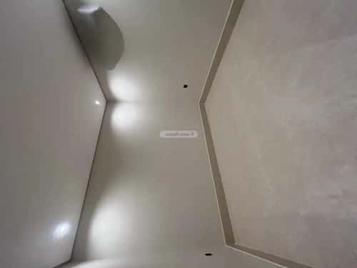 شقة 139 متر مربع ب 4 غرف الحمراء، الخبر