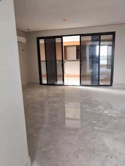 5 bedroom apartment in Dahiat King Fahd