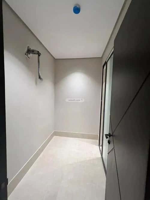 Apartment 198 SQM with 5 Bedrooms King Fahad Dist, Aldammam