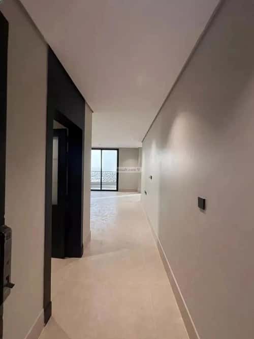 Apartment 206 SQM with 6 Bedrooms King Fahad Dist, Aldammam