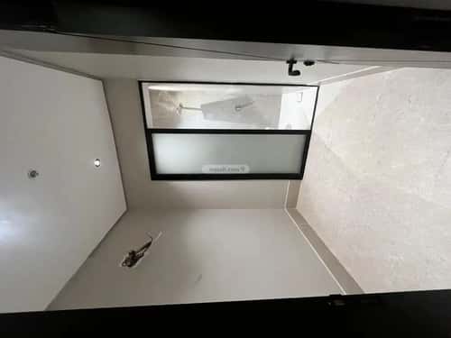 Apartment 206 SQM with 6 Bedrooms King Fahad Dist, Aldammam