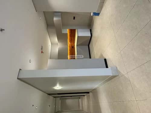 شقة 5 غرف في ضاحية الملك فهد