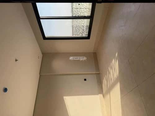 شقة 181 متر مربع ب 5 غرف ضاحية الملك فهد، الدمام