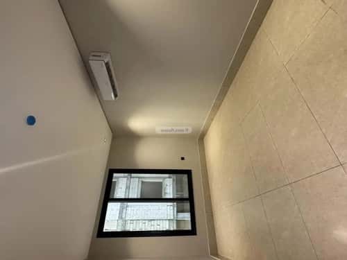 شقة 199 متر مربع ب 5 غرف ضاحية الملك فهد، الدمام