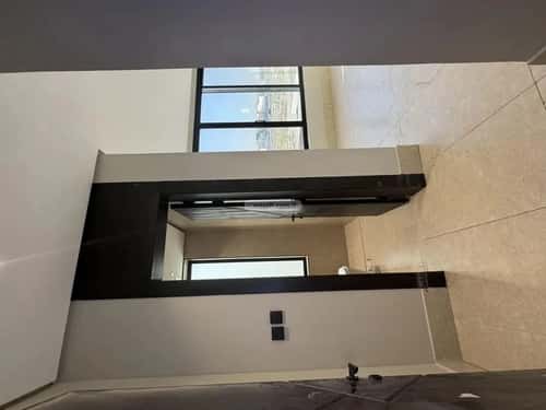 شقة 199 متر مربع ب 5 غرف ضاحية الملك فهد، الدمام