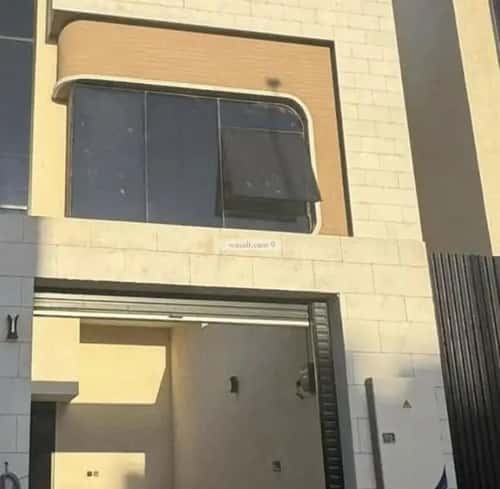 5 bedroom villa in Al Aridh