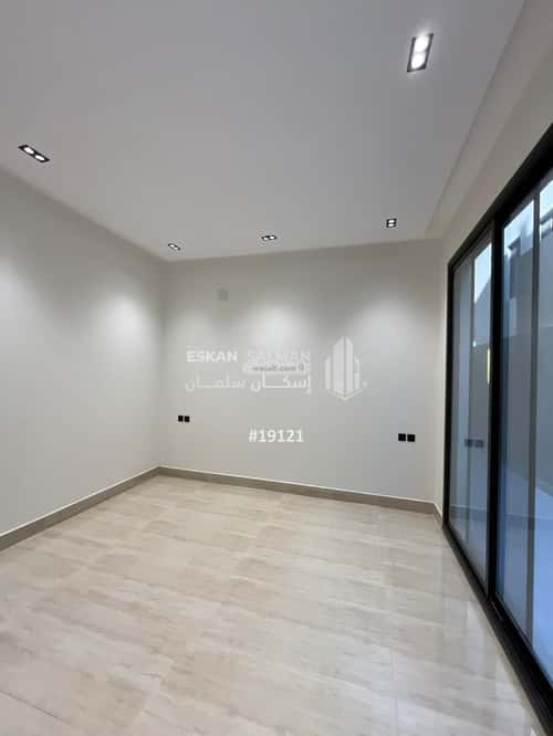 فيلا 283 متر مربع جنوبية على شارع 20م عكاظ، جنوب الرياض، الرياض