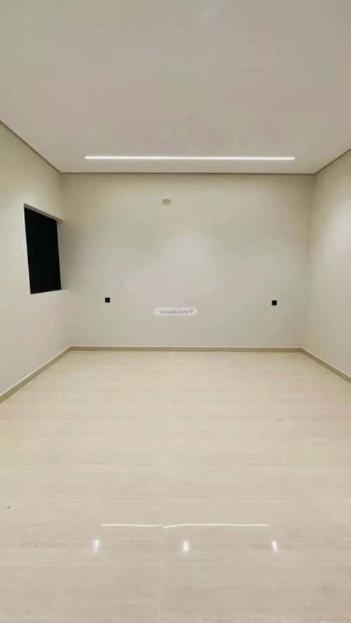 فيلا 313 متر مربع شرقية على شارع 15م الحزم، غرب الرياض، الرياض