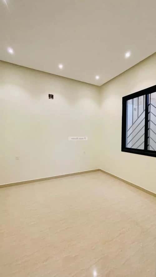 فيلا 394 متر مربع شرقية على شارع 10م الزهرة، غرب الرياض، الرياض