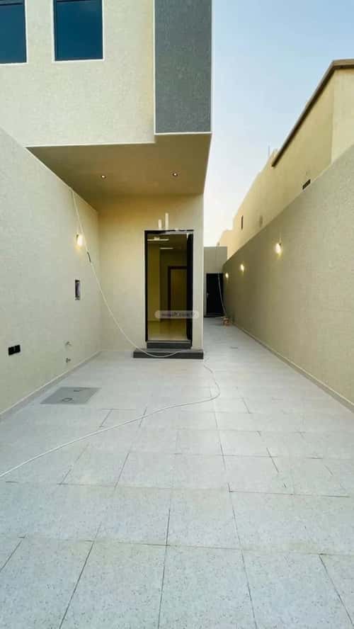 Floor 180 SQM with 3 Bedrooms Al-Hazm, West Riyadh, Riyadh
