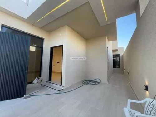 فيلا 276 متر مربع جنوبية على شارع 15م الرمال، شرق الرياض، الرياض