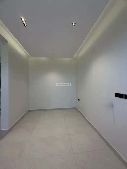 Floor 250 SQM with 4 Bedrooms Ar-Rimal, East Riyadh, Riyadh