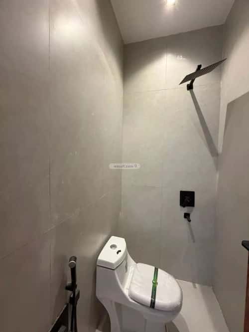 دور 250 متر مربع ب 4 غرف الرمال، شرق الرياض، الرياض