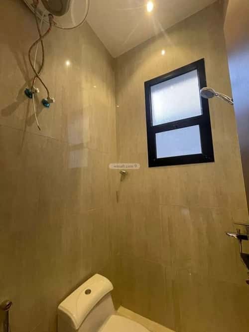 فيلا 310 متر مربع شمالية شرقية على شارع 18م الرمال، شرق الرياض، الرياض