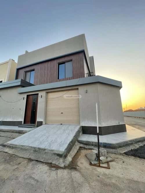 Villa 310 SQM Facing North East on 18m Width Street Ar-Rimal, East Riyadh, Riyadh