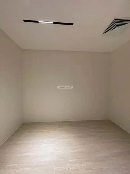 فيلا 340 متر مربع شمالية على شارع 15م الملقا، شمال الرياض، الرياض