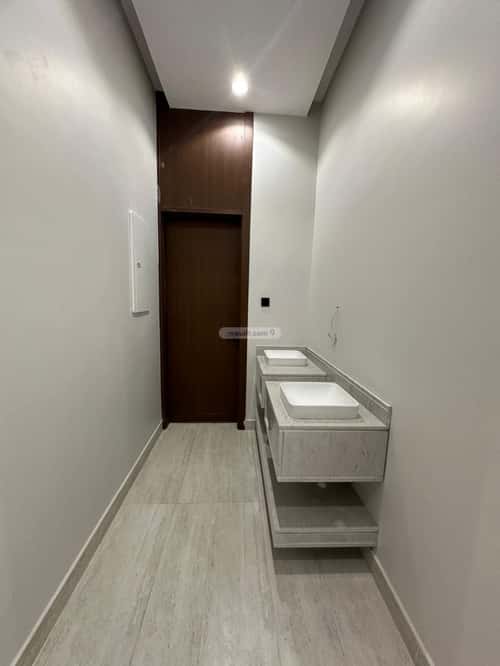 فيلا 377 متر مربع شرقية على شارع 15م الجنادرية، شرق الرياض، الرياض