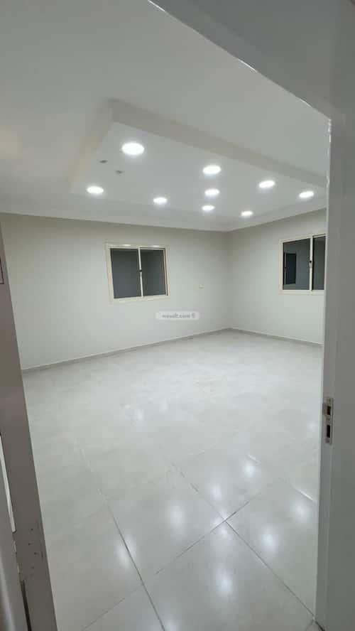 عمارة 605 متر مربع واجهة غربية أم العراد، الطائف