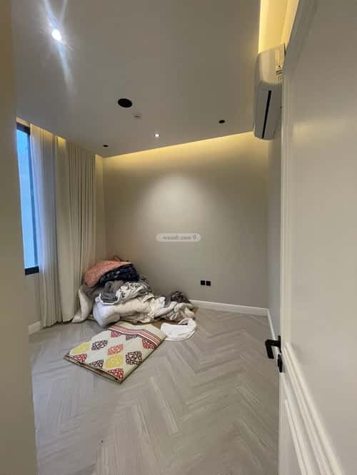 Apartment with 3 Bedrooms Al-Malqa, North Riyadh, Riyadh