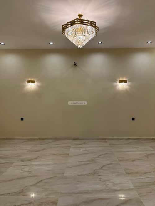 فيلا 250 متر مربع شمالية على شارع 16م الصواري، شمال جدة، جدة