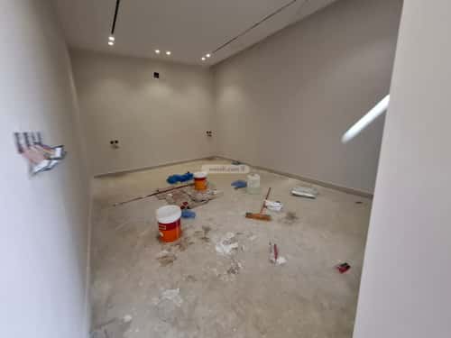 فيلا 237 متر مربع شمالية على شارع 15م النظيم، شرق الرياض، الرياض